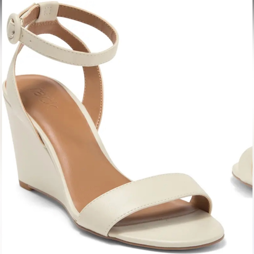 Carrie Wedge Sandal - Picture 1 of 6